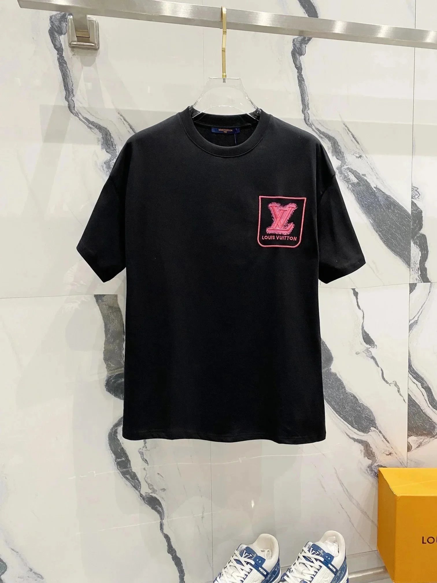 Louis Vuitton T-Shirts Short-Sleeve Logo Print T-Shirt — 50