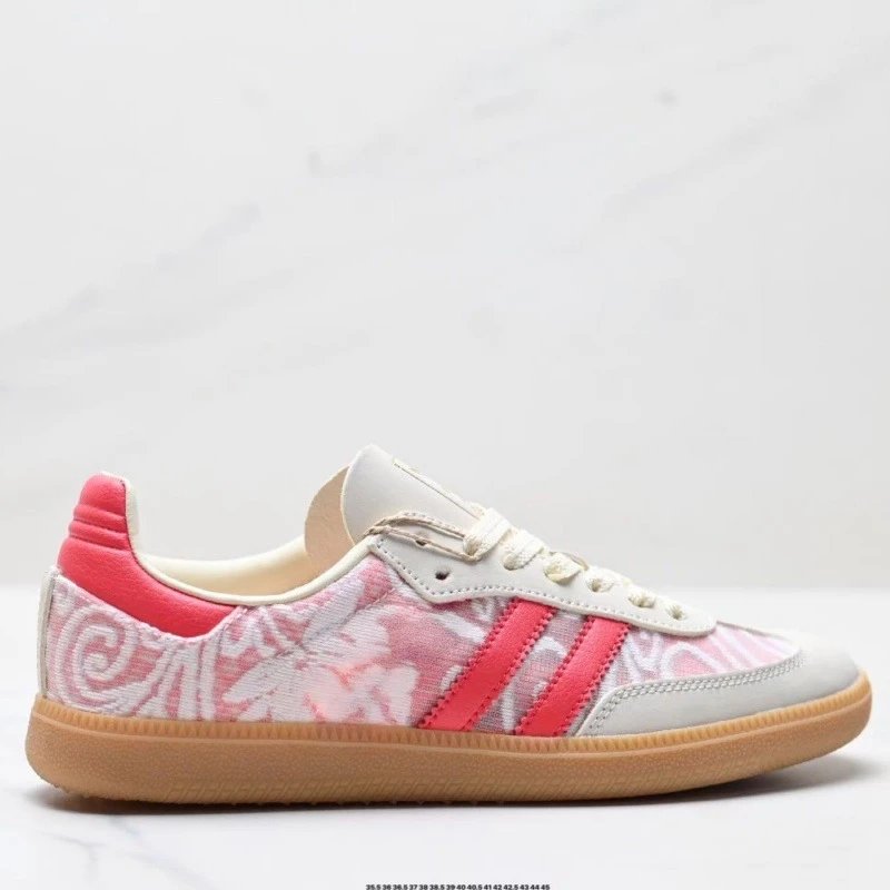 Unbranded Sneakers Low-top three-stripe — Ash pink