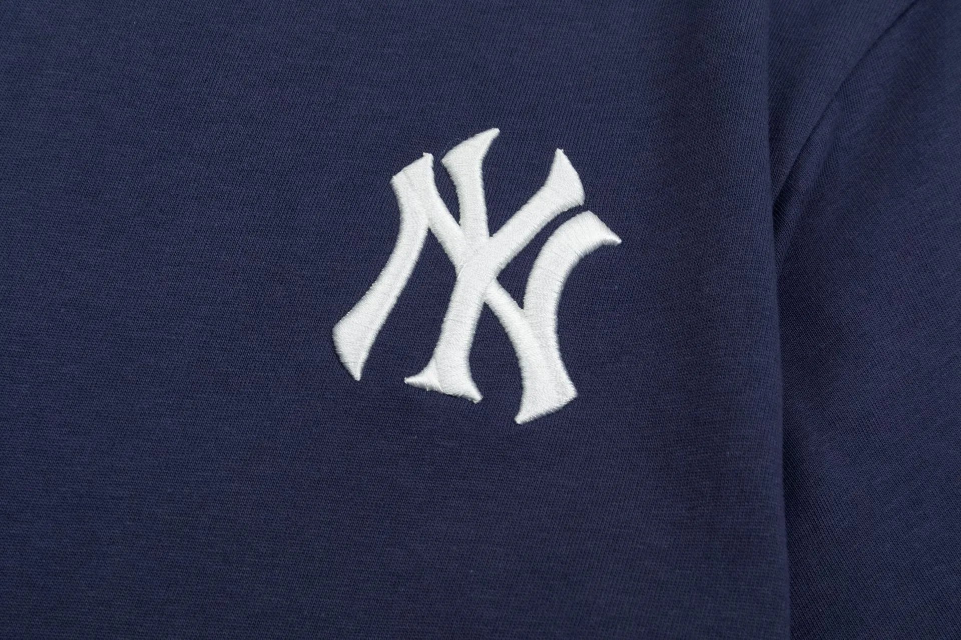 MLB Pocket Detail T-Shirt Off-White - 25