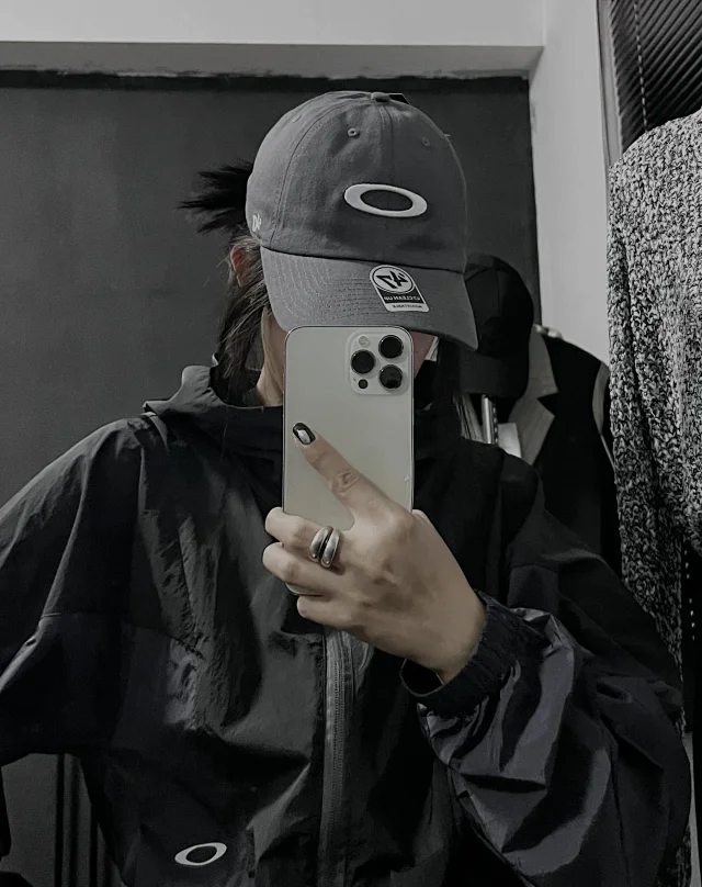 Oakley Hats Baseball Cap with Embroidered Ellipse Logo product detail image 4