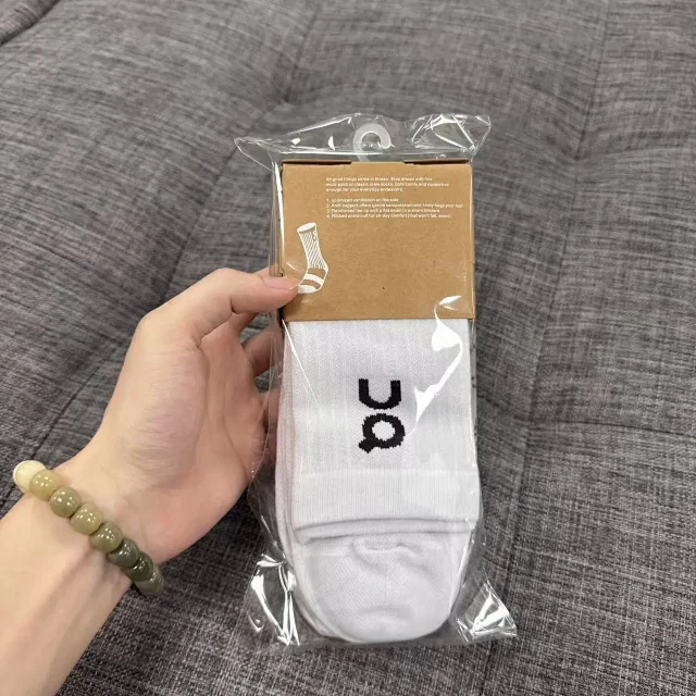 On Socks Logo Sock 3-Pack product detail image 1
