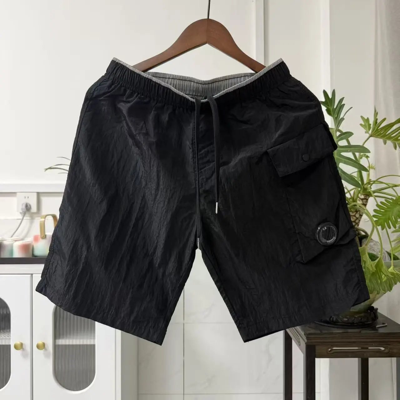 C.P. Company Shorts Drawstring Cargo Lens — 2866 Black Shorts