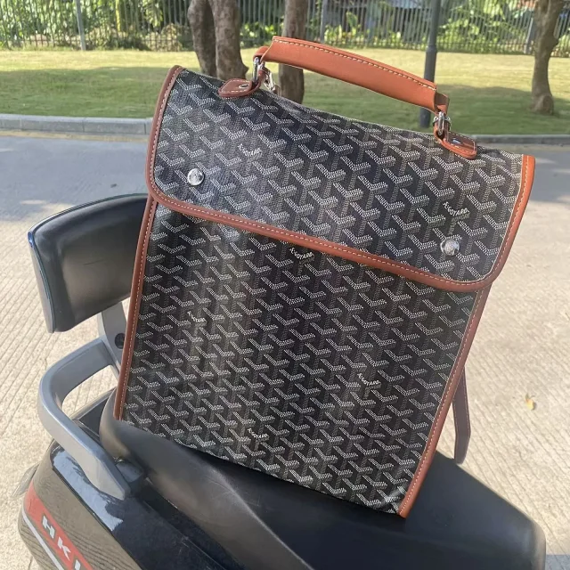 Goyard Backpacks Chevron-pattern flap backpack with top handle product detail image 4