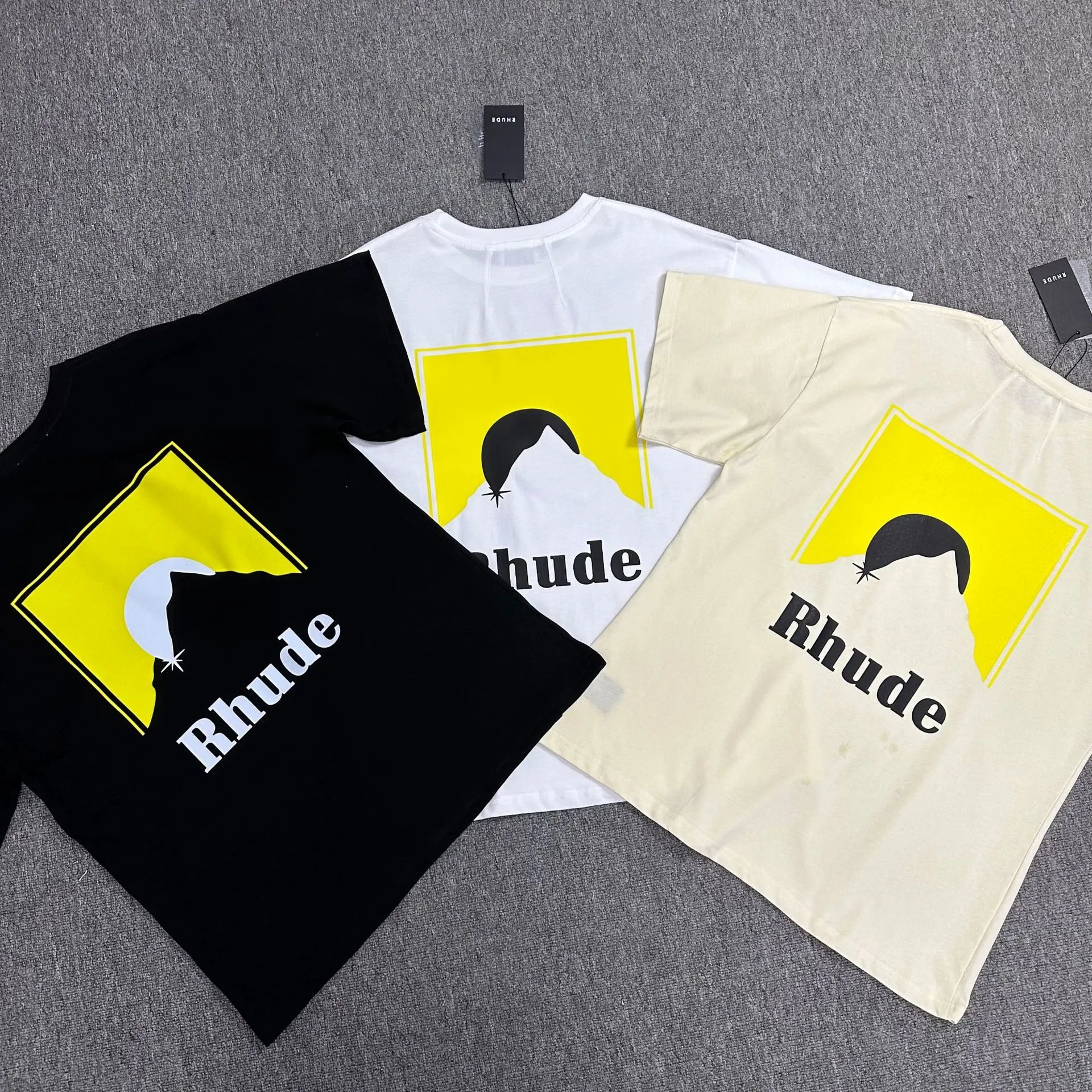 Rhude T-Shirts Graphic Print Short-Sleeve T-Shirt image 3