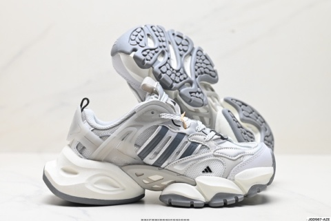 Adidas Sneakers Adistar Cushion 3 — 13