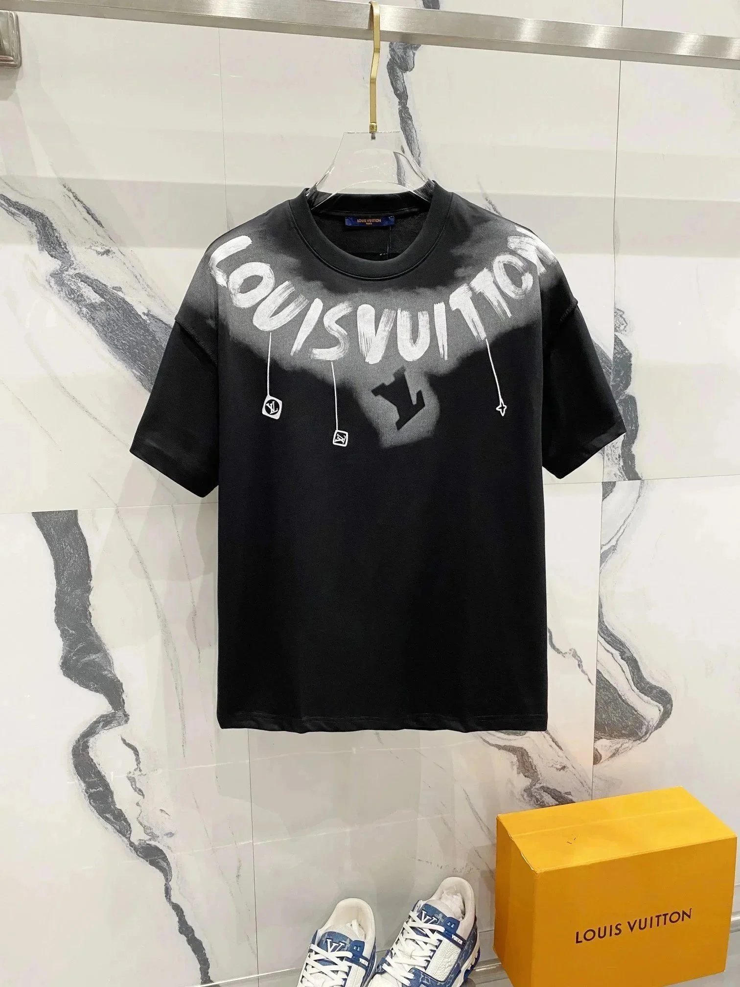 Louis Vuitton T-Shirts Short-Sleeve Logo Print T-Shirt — 58