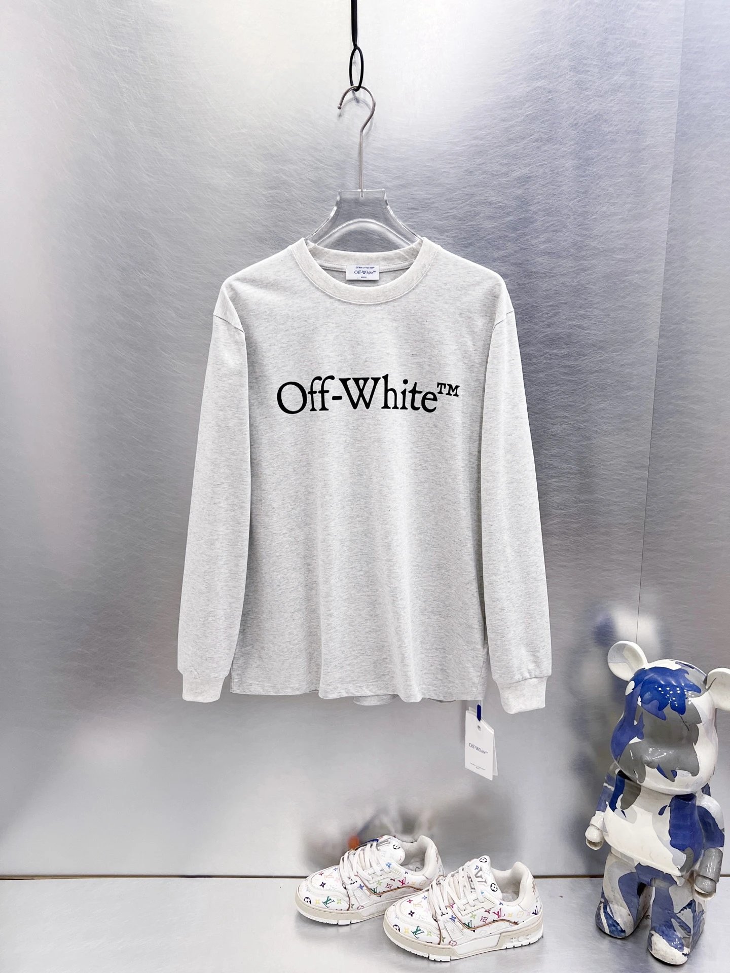 Off-White T-Shirts Long-Sleeve Graphic Arrow T-Shirt — 9650 gray