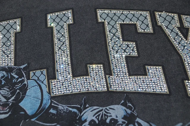 VALE USA T-Shirts Washed rhinestone graphic crew-neck T-shirt product detail image 5