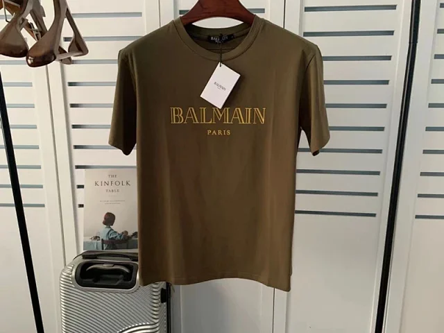 Balmain T-Shirts Logo-print short-sleeve T-shirt with shoulder buttons product detail image 38