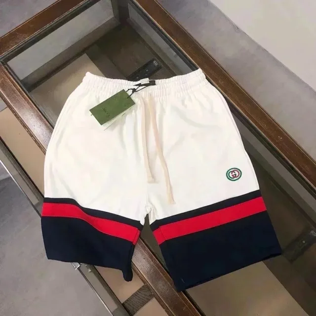 Gucci Shorts Drawstring logo-print product detail image 3