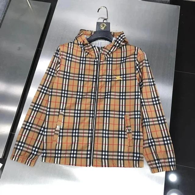 Burberry Jackets Hooded check-print zip jacket product detail image 1