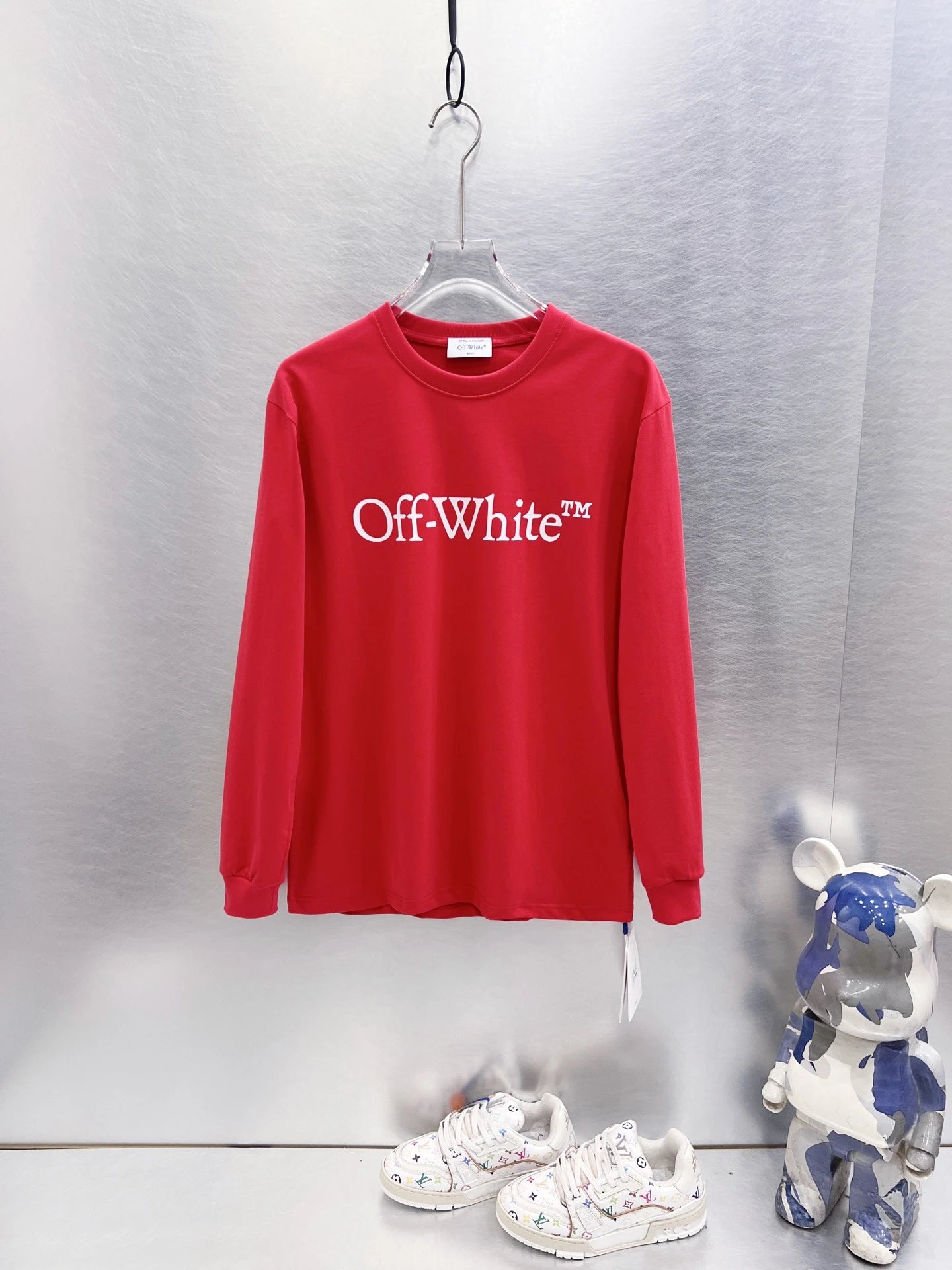 Off-White T-Shirts Long-Sleeve Graphic Arrow T-Shirt — 9650 Red