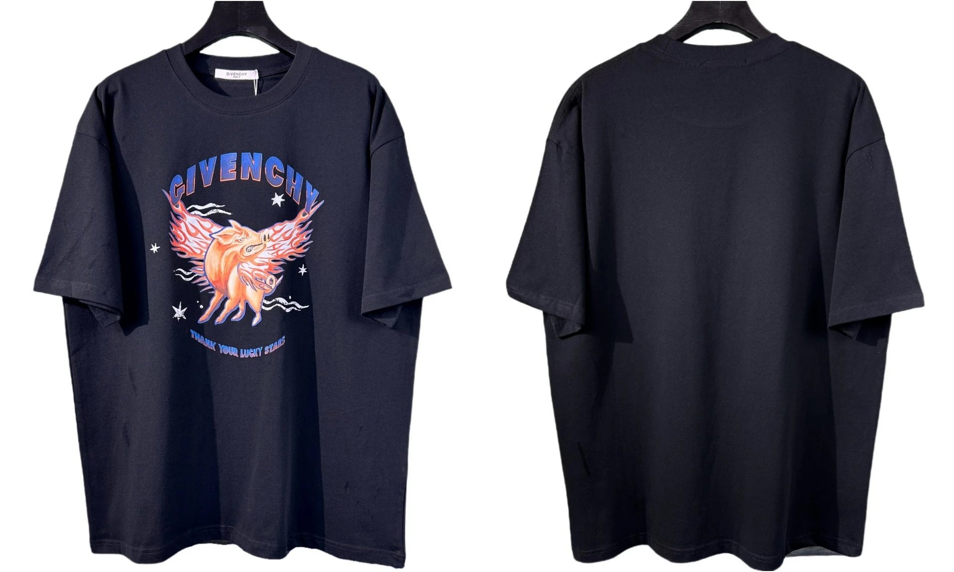 Givenchy T-Shirts Oversized graphic-print — 830 black