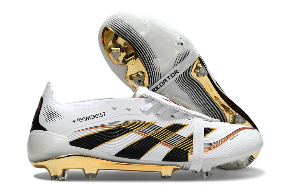 Nike Football Cleats — 017