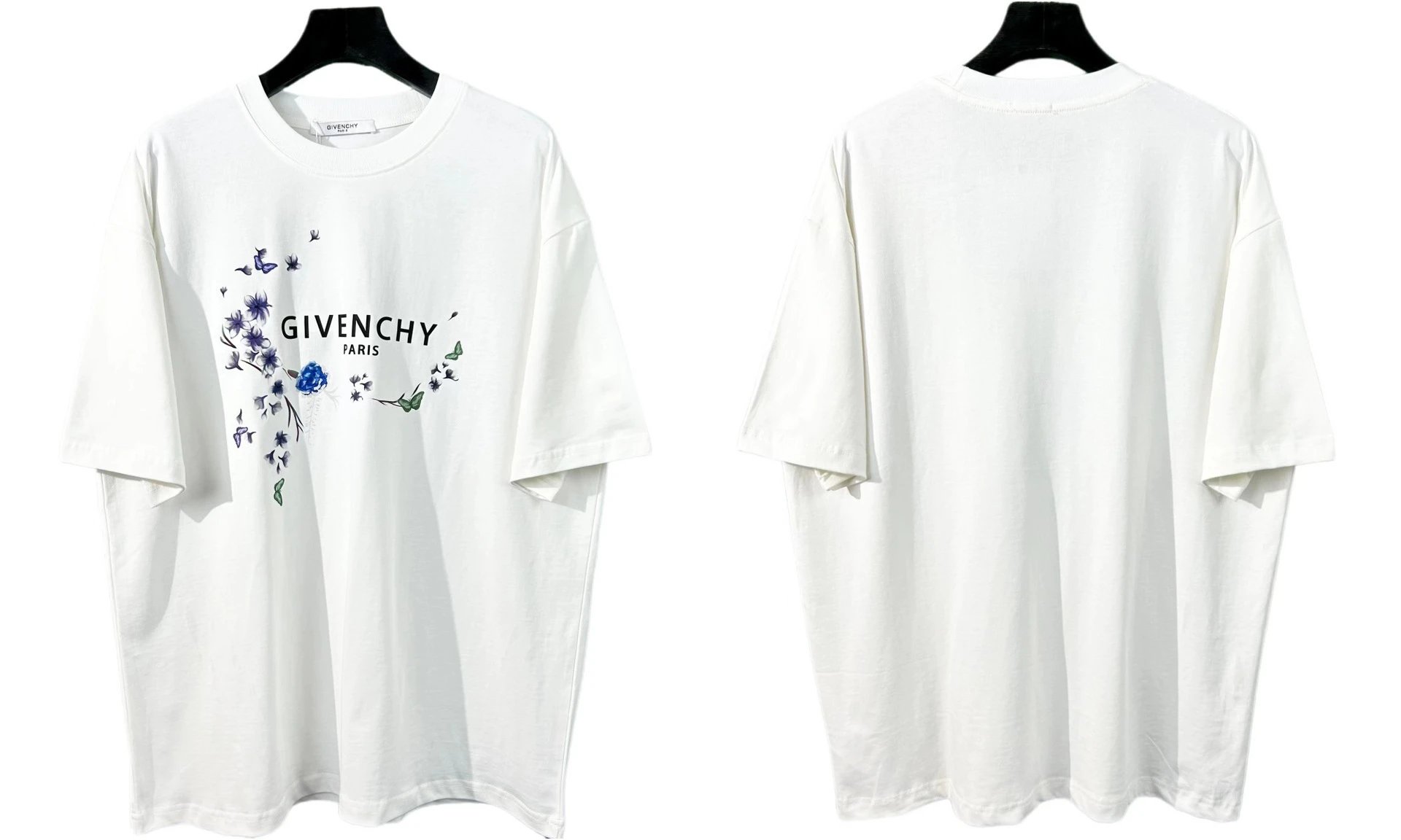 Givenchy T-Shirts Graphic Print — 845 white
