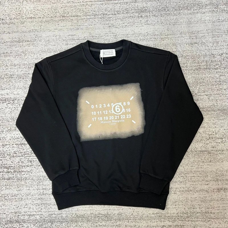 Maison Margiela Hoodies & Sweatshirts Crewneck sweatshirt with number-logo graphics — 28 black