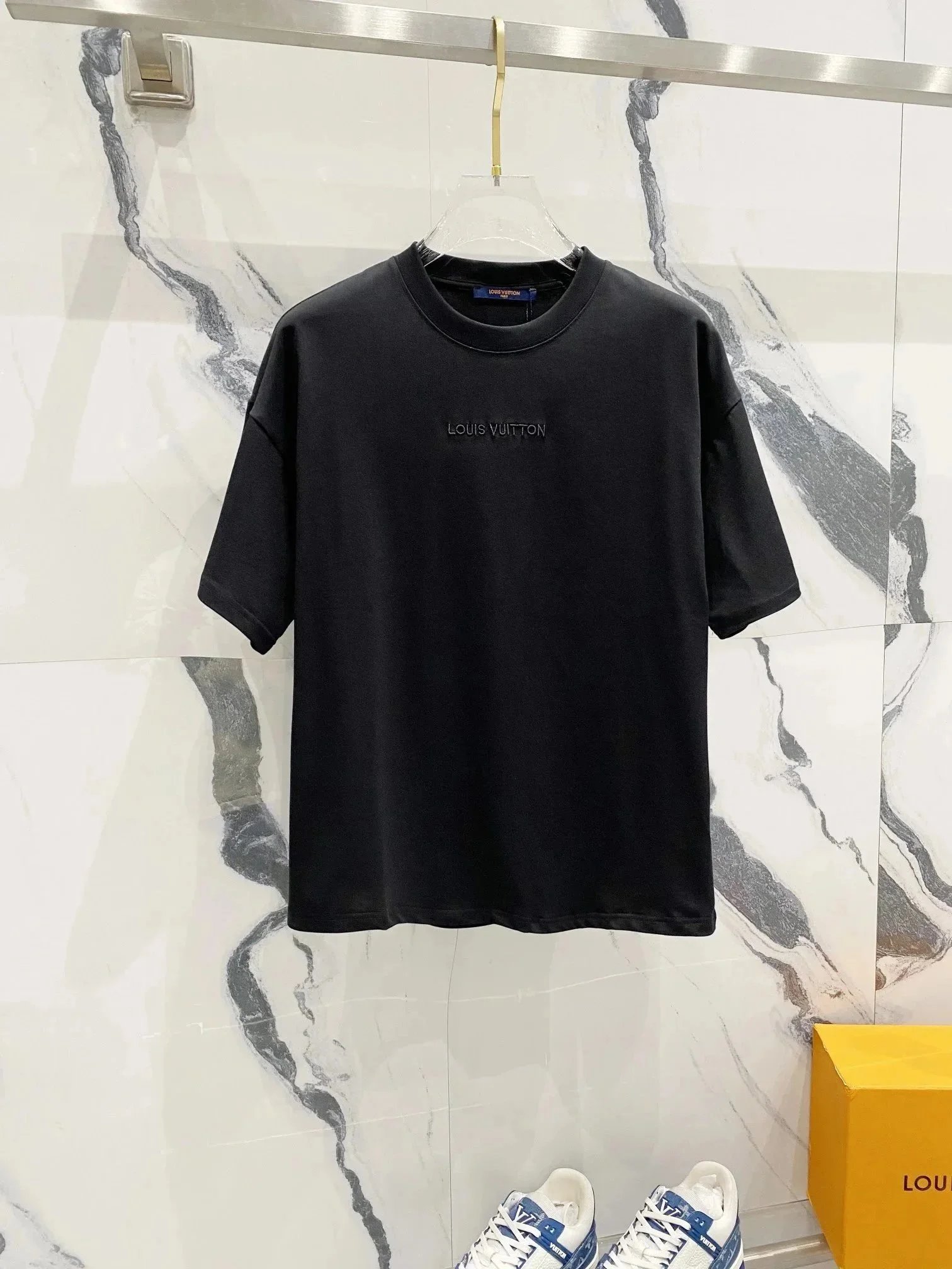Louis Vuitton T-Shirts Short-Sleeve Logo Print T-Shirt image 3