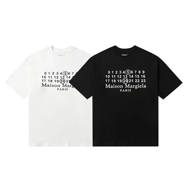 Maison Margiela T-Shirts Number 6 Graphic T-Shirt product detail image 18