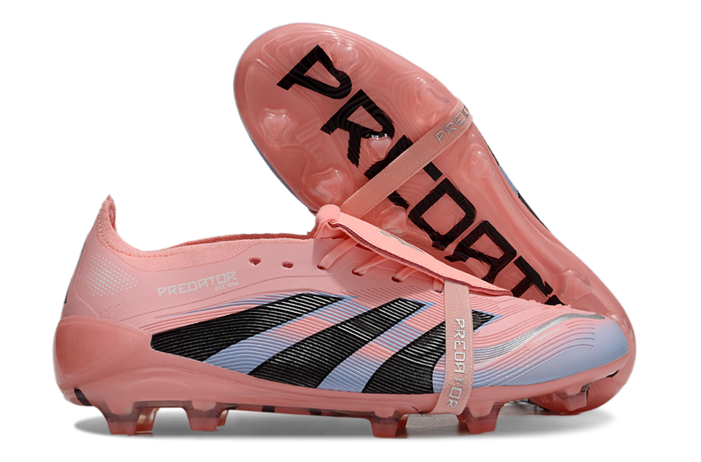 Nike Football Cleats — 016