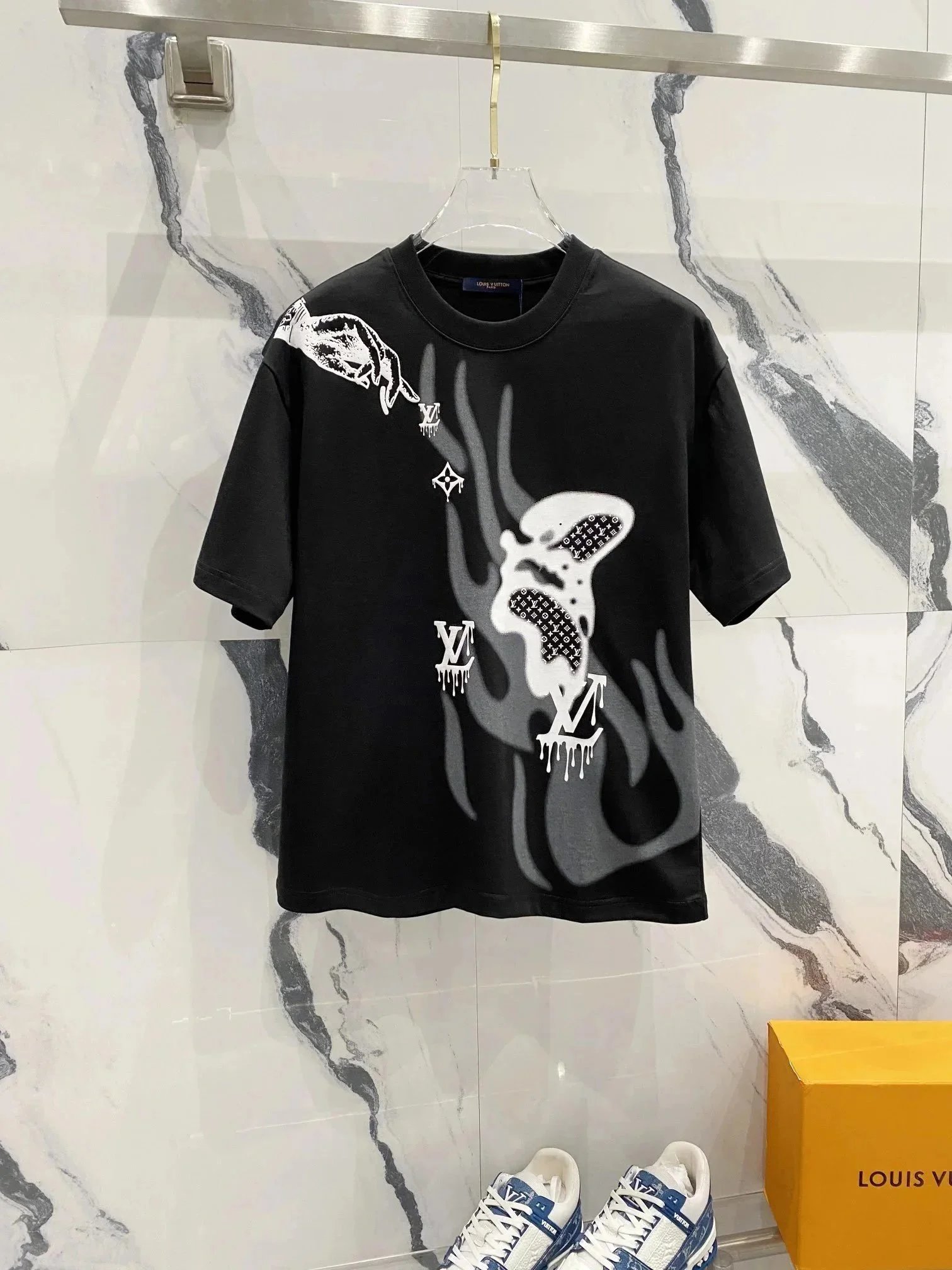 Louis Vuitton T-Shirts Short-Sleeve Logo Print T-Shirt — 67