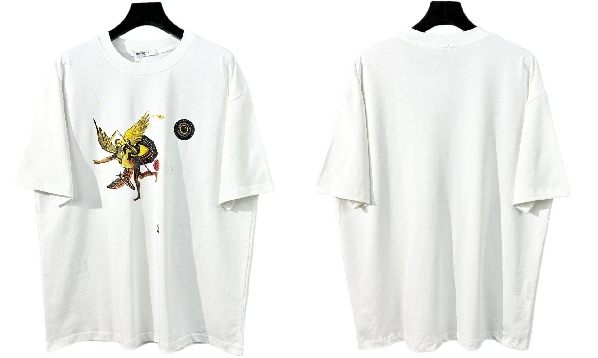 Givenchy T-Shirts Graphic Print — 834 white