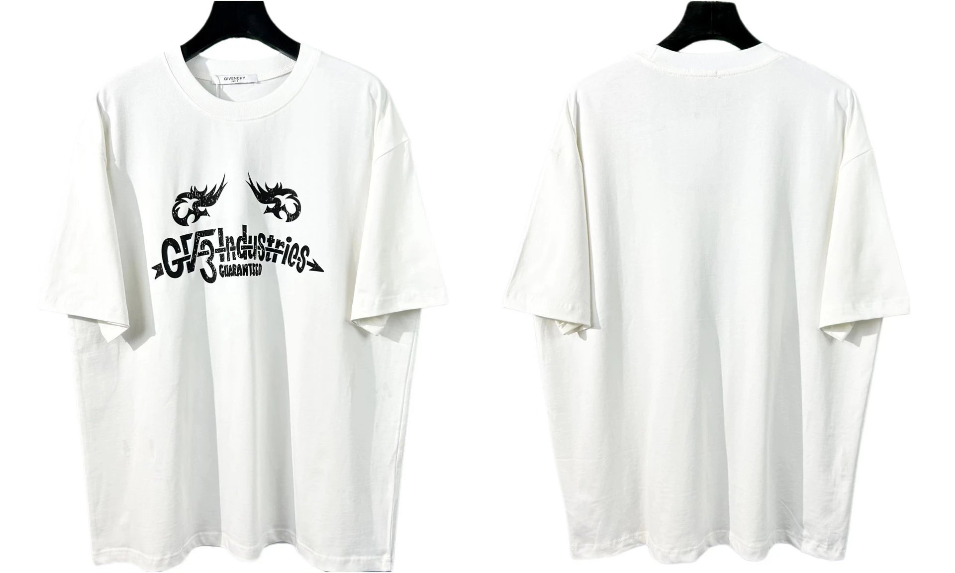 Givenchy T-Shirts Oversized graphic-print — 828 white