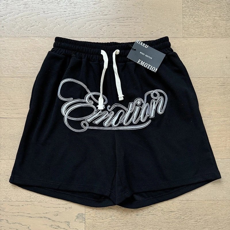 Design Mixed Emotion Script Logo Shorts Black Shorts - 7