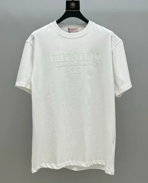Valentino T-Shirts Logo Print Short-Sleeve T-Shirt product detail image 3