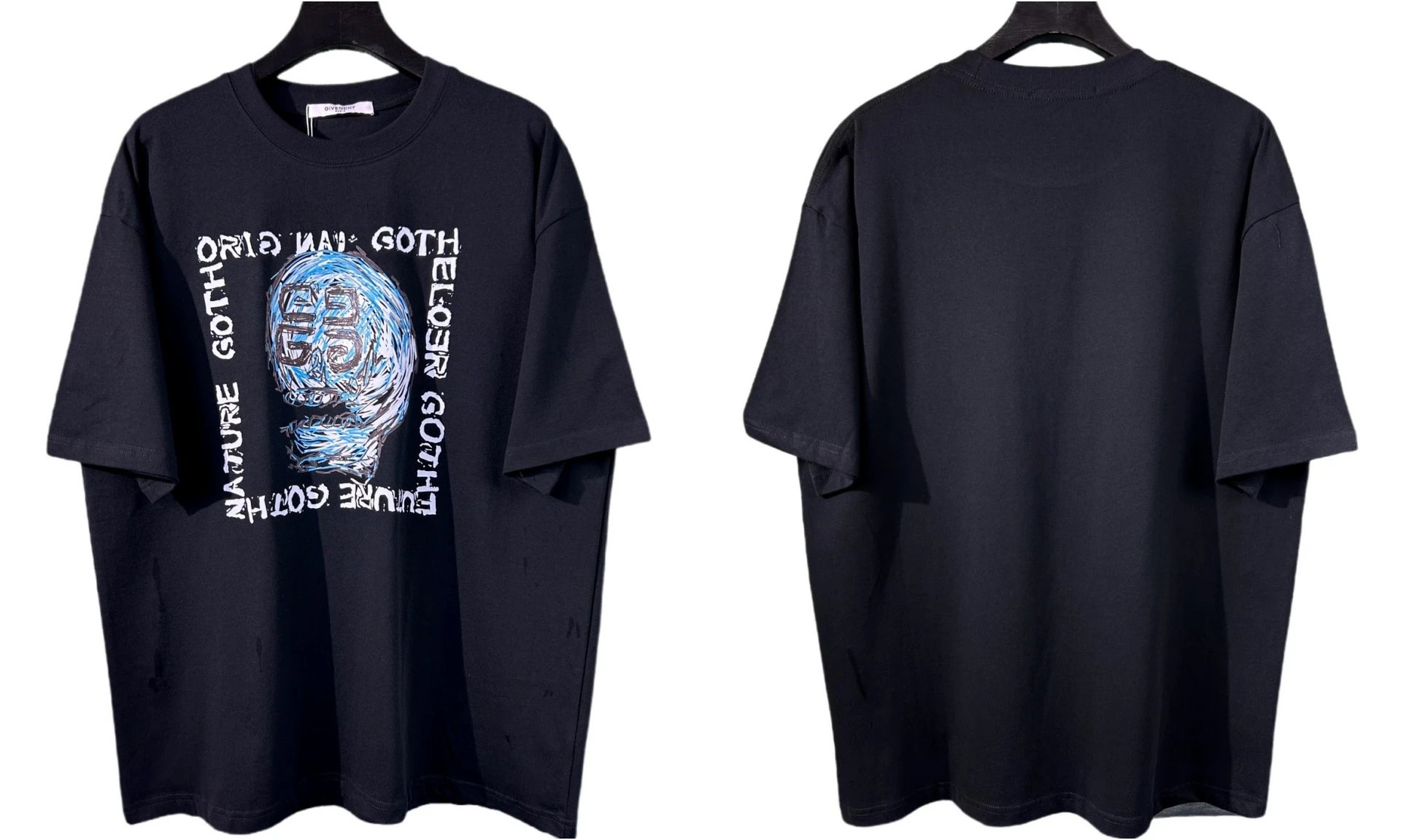 Givenchy T-Shirts Oversized graphic-print — 826 black