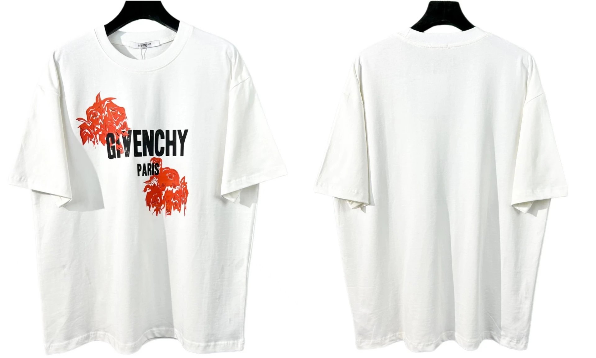 Givenchy T-Shirts Oversized graphic-print — 831 white