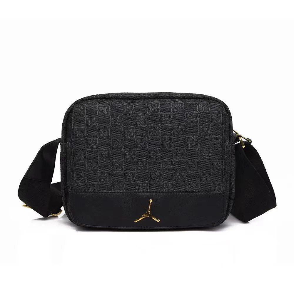Single shoulder black