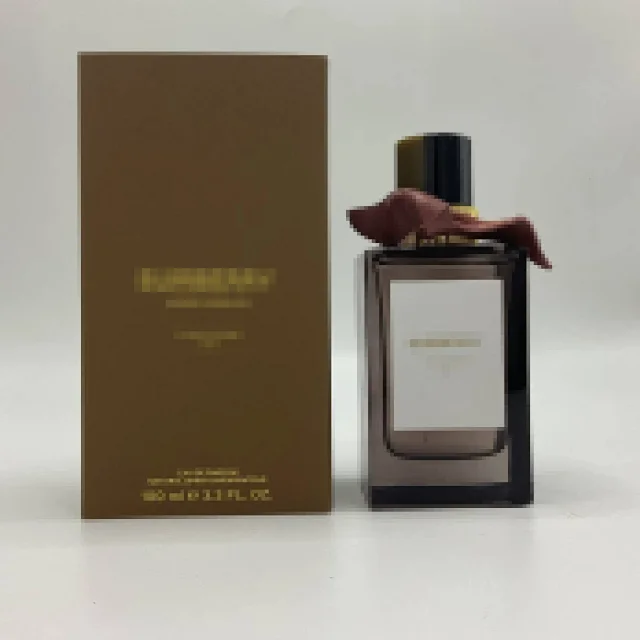 Burberry Hawthorn Bloom / Garden Roses Windsor Tonic product detail image 5