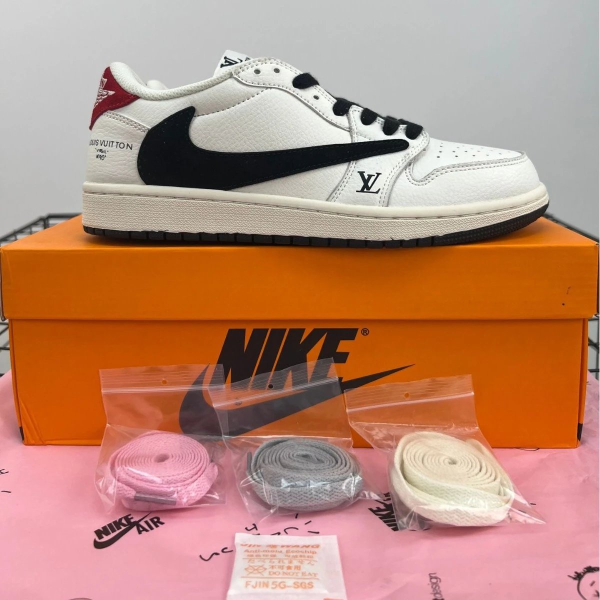 Nike Sneakers Air Jordan 1 Low image 2