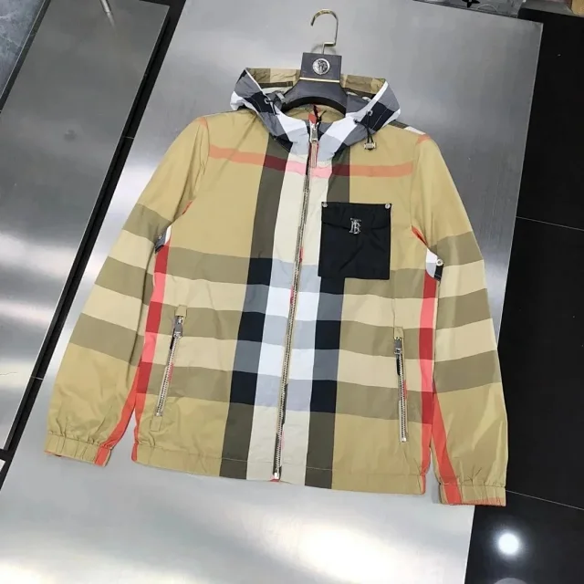 Burberry Jackets Hooded check-print zip jacket product detail image 4