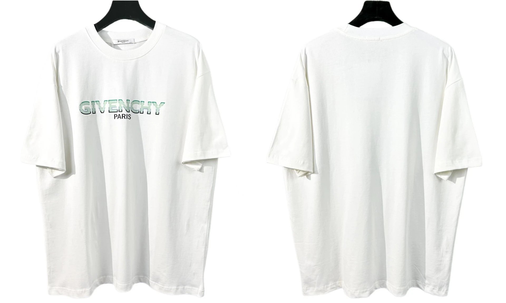 Givenchy T-Shirts Oversized graphic-print — 824 white