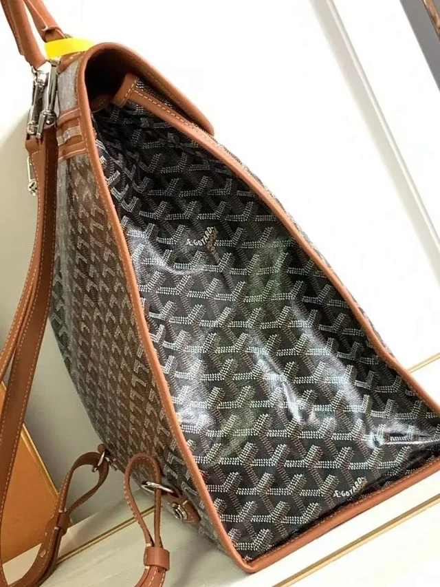 Goyard Backpacks Chevron-pattern flap backpack with top handle product detail image 5