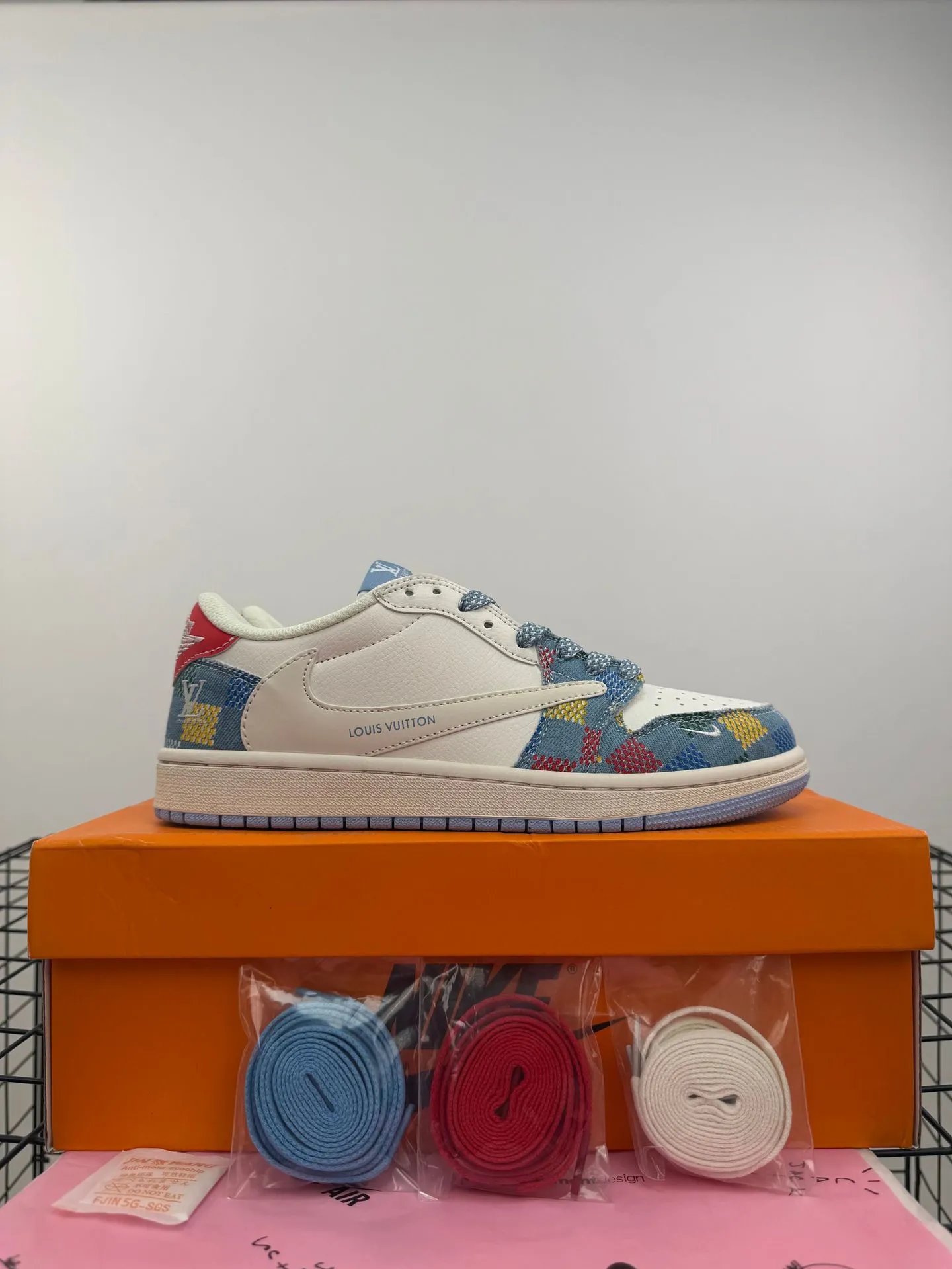 Nike Sneakers Air Jordan 1 Low — aj 1 Barb White Blue