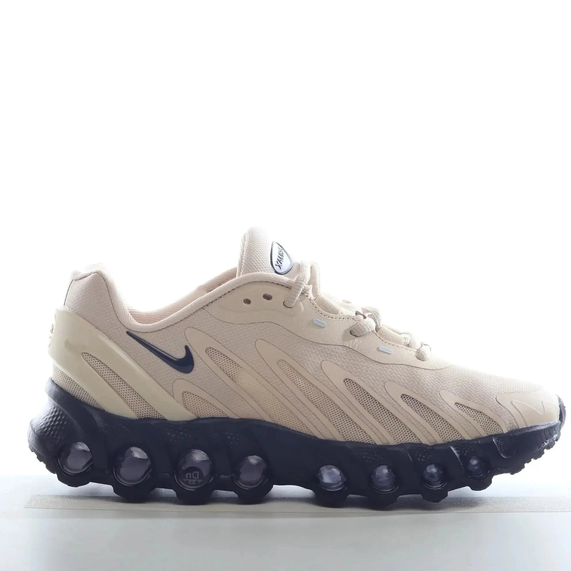 Nike Sneakers Column-cushioned — FQ7860-033 Beige White