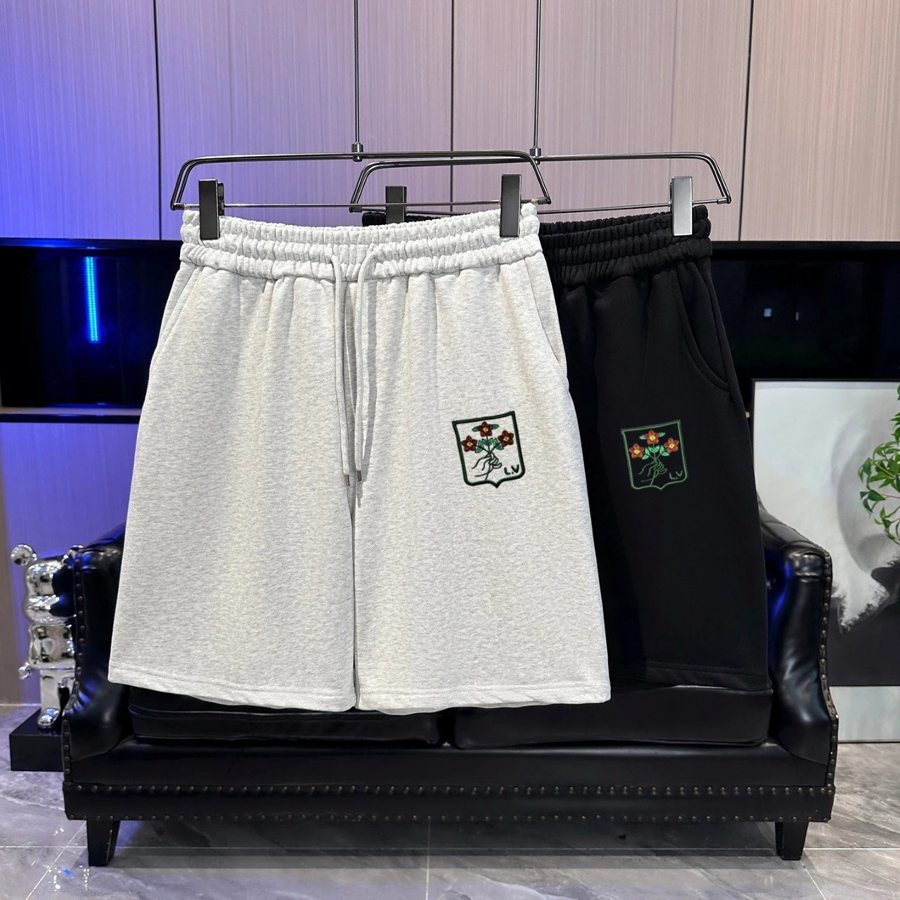 Louis Vuitton Shorts Embroidered elastic-waist image 2