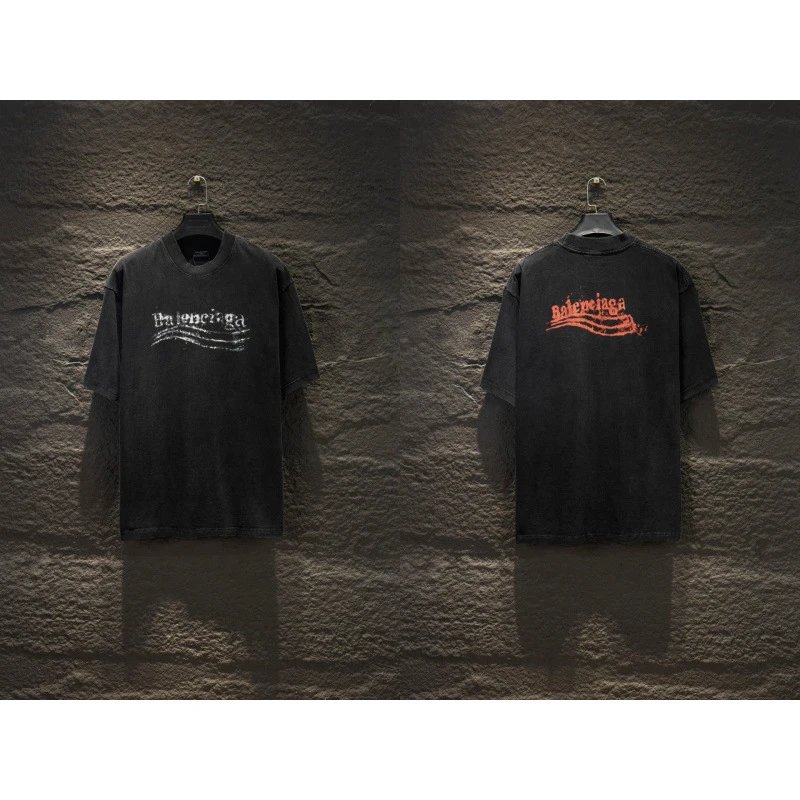 Balenciaga T-Shirts Oversized Logo-Print Short-Sleeve T-Shirt — 1