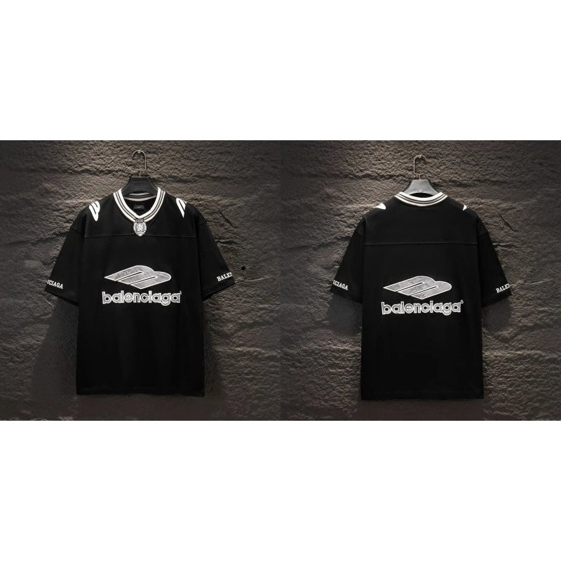 Balenciaga T-Shirts Oversized Logo-Print Short-Sleeve T-Shirt — 9