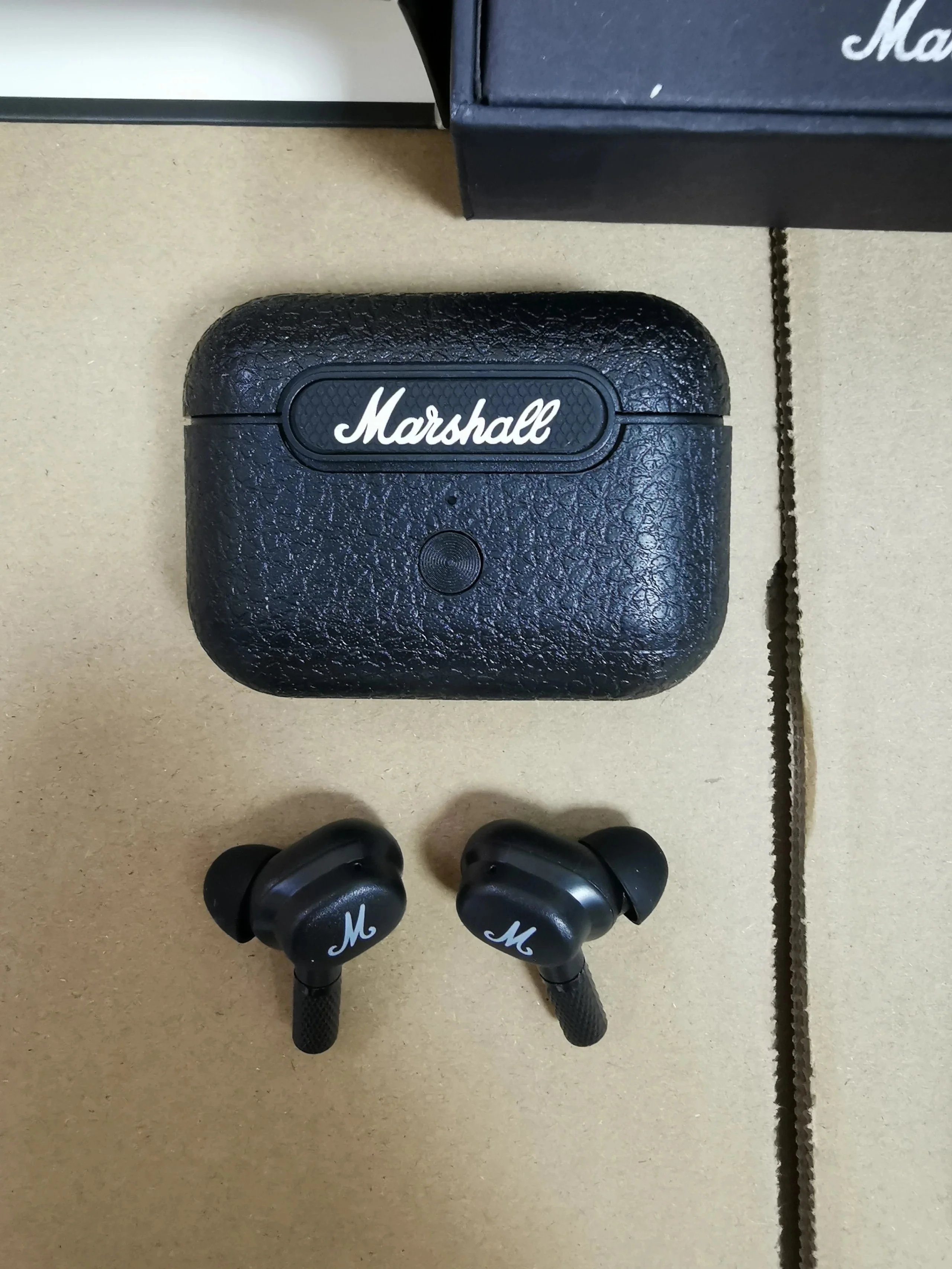 Marshall Headphones Motif A.N.C. True Wireless Earbuds — Black