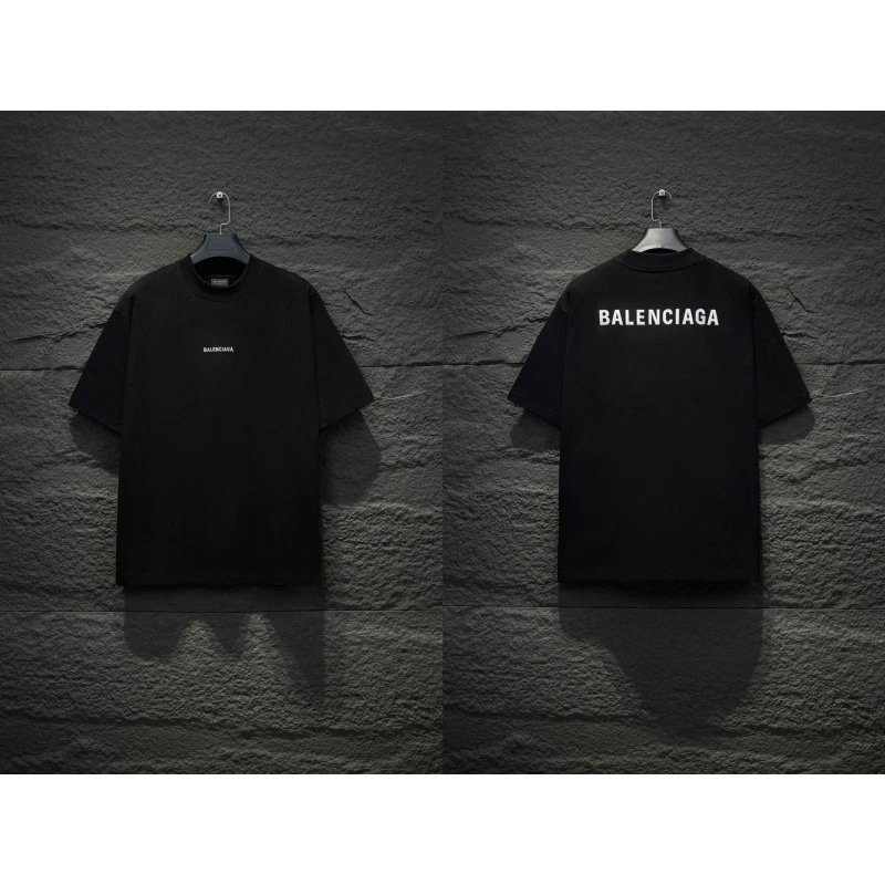 Balenciaga T-Shirts Oversized Logo-Print Short-Sleeve T-Shirt — 30