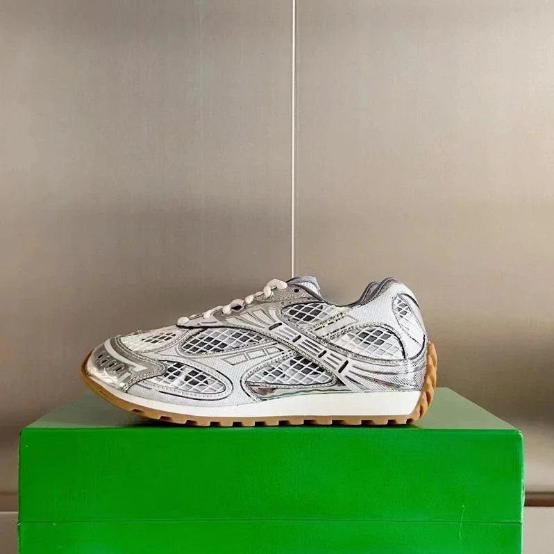 Unbranded Sneakers Mesh-panel low-top with metallic overlays image 5