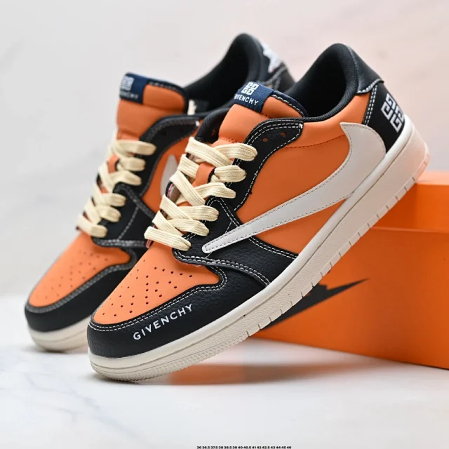 Louis Vuitton Sneakers Low-Top product detail image 9