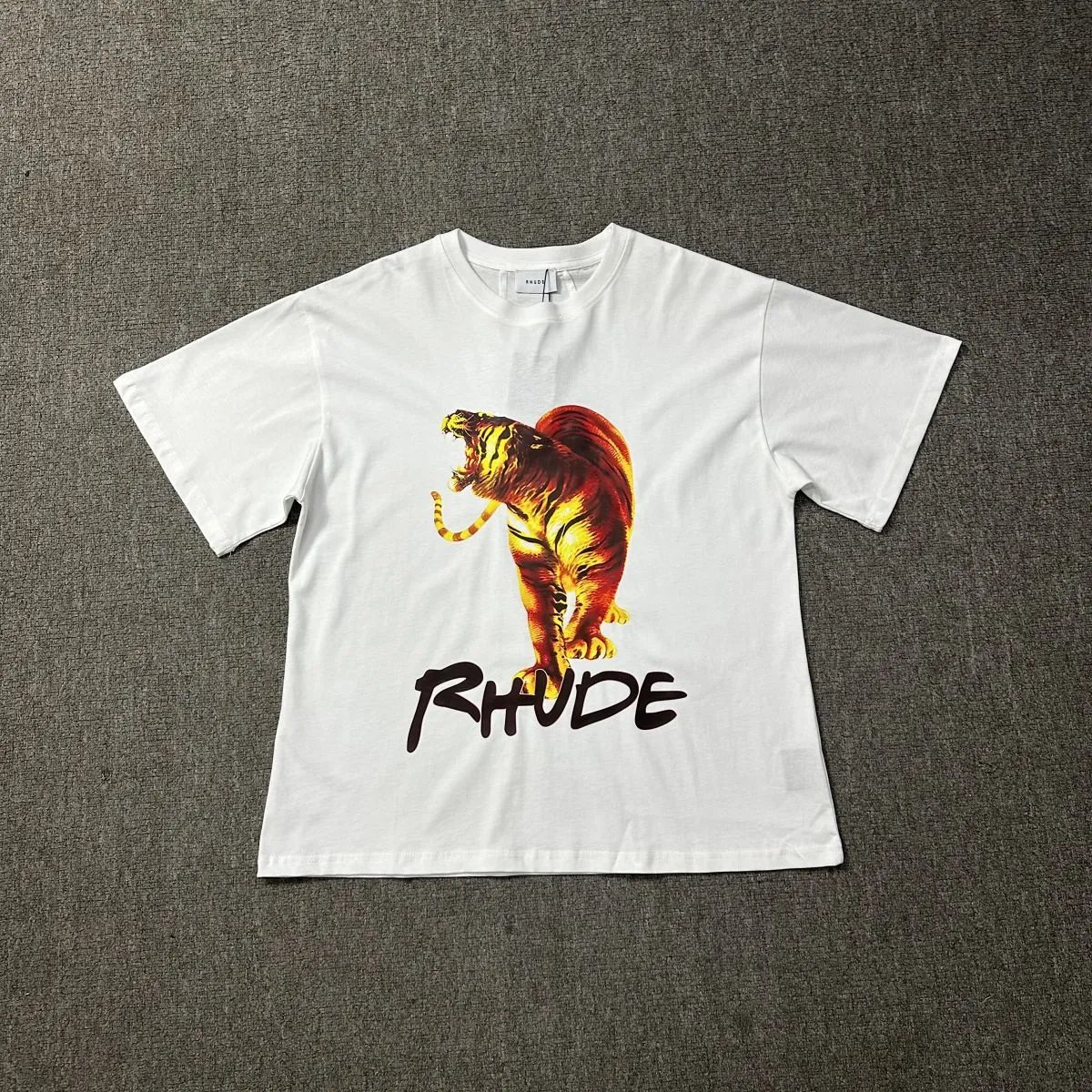 Rhude T-Shirts Tiger Graphic — 1209 white