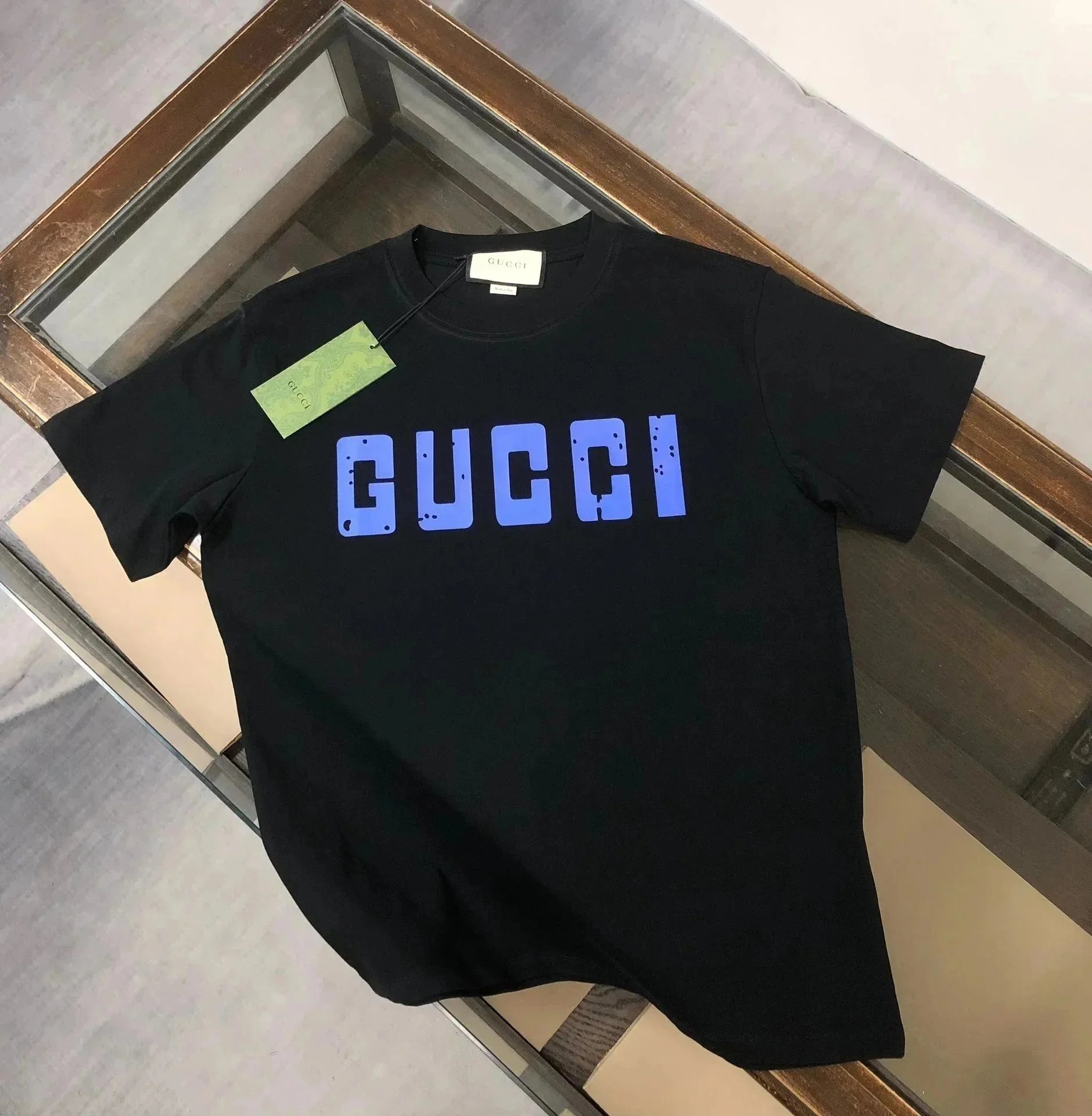 Gucci T-Shirts Logo Graphic — 28 black