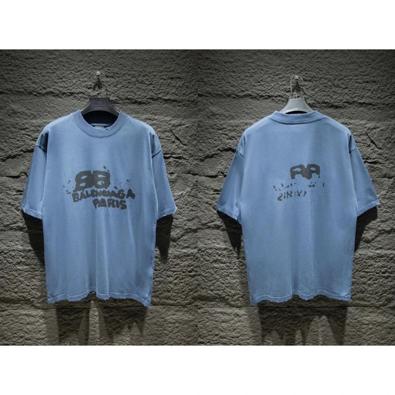 Balenciaga T-Shirts Oversized Logo-Print Short-Sleeve T-Shirt — 37