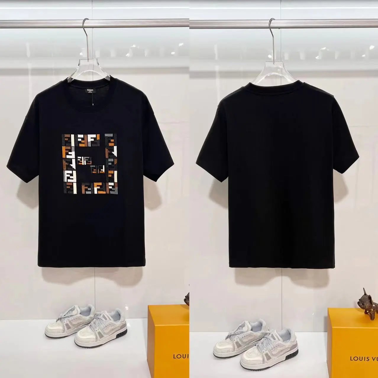Fendi T-Shirts FF logo graphic short-sleeve T-shirt — F 06 embroidery black