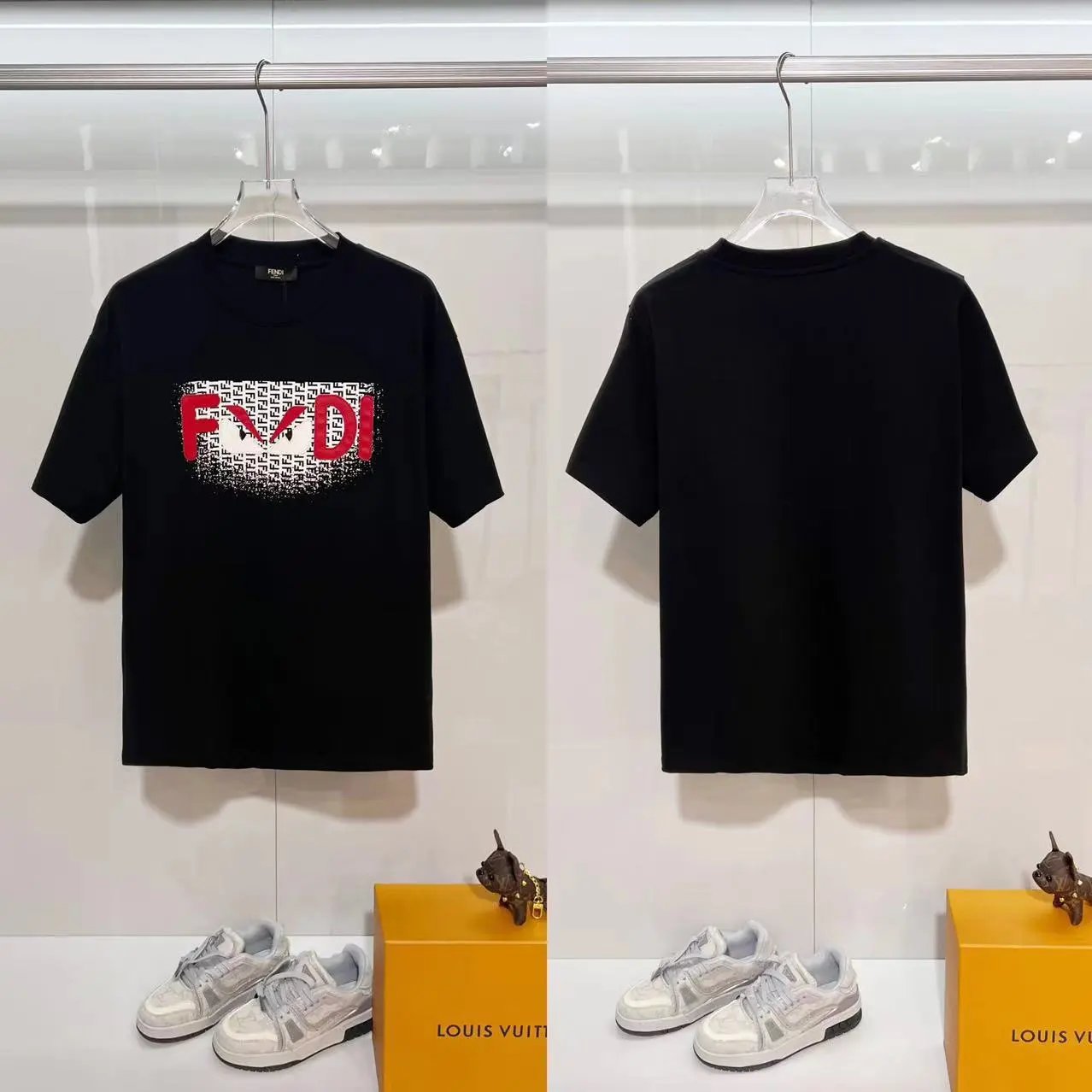 Fendi T-Shirts FF logo graphic short-sleeve T-shirt — F 19 Printed black